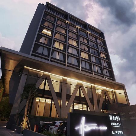 Awann Sewu Boutique Hotel And Suite Semarang Exterior photo
