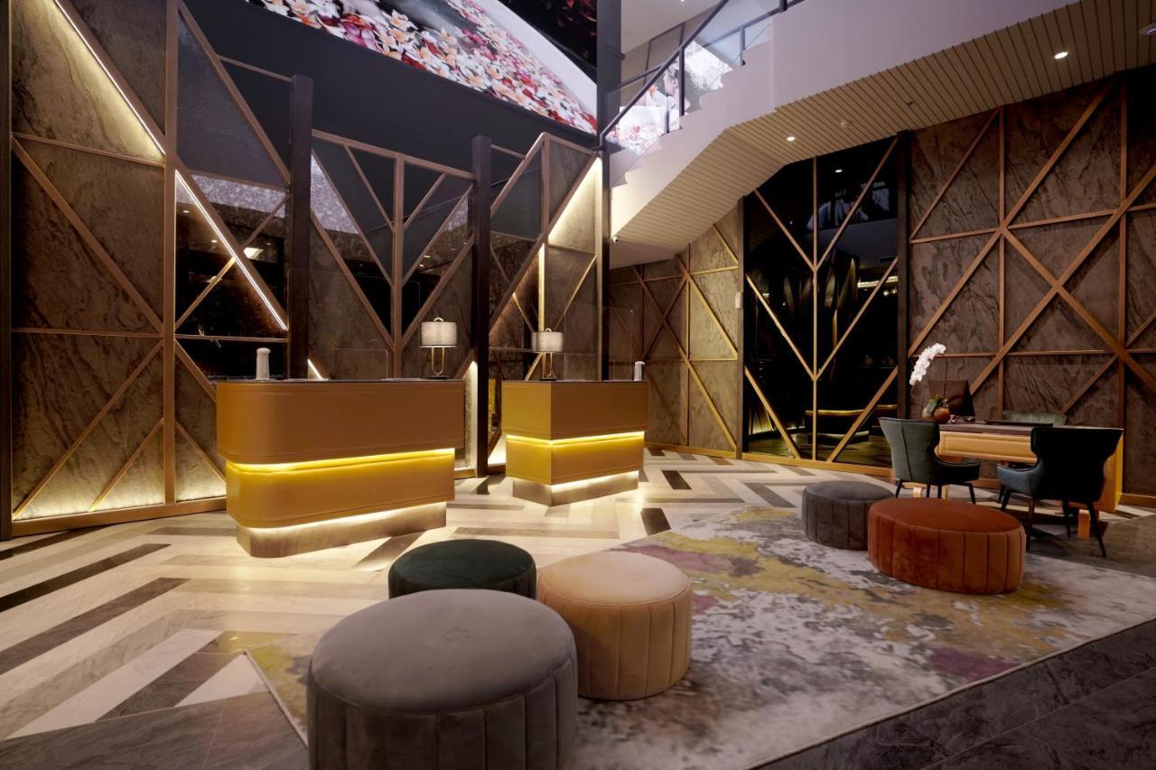 Awann Sewu Boutique Hotel And Suite Semarang Exterior photo