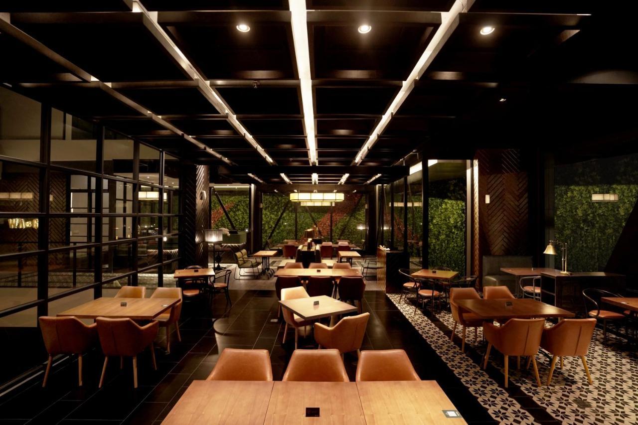 Awann Sewu Boutique Hotel And Suite Semarang Exterior photo
